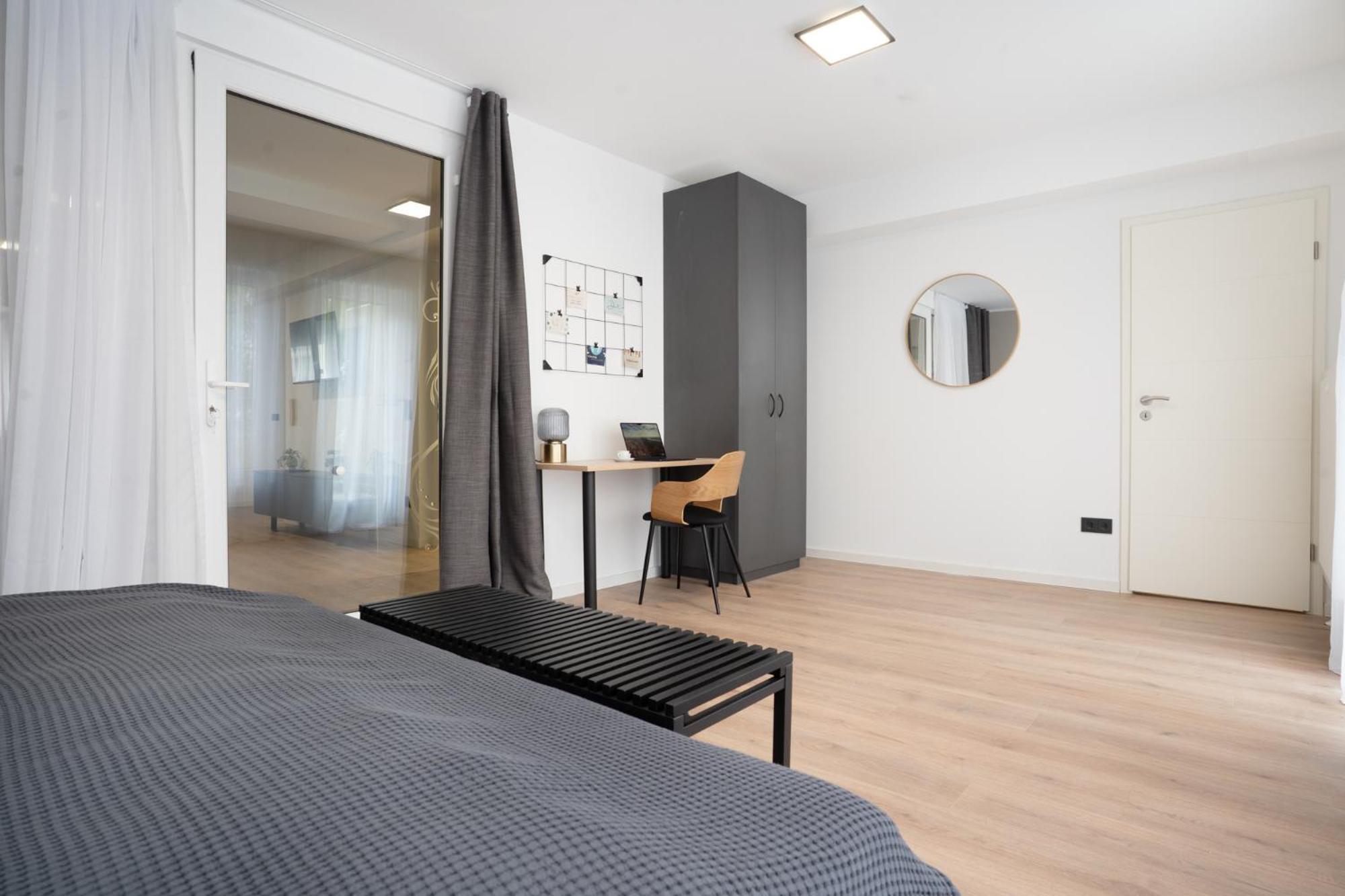 Central Bonn Apartments I Private Parking I Home2Share Bona Exterior foto