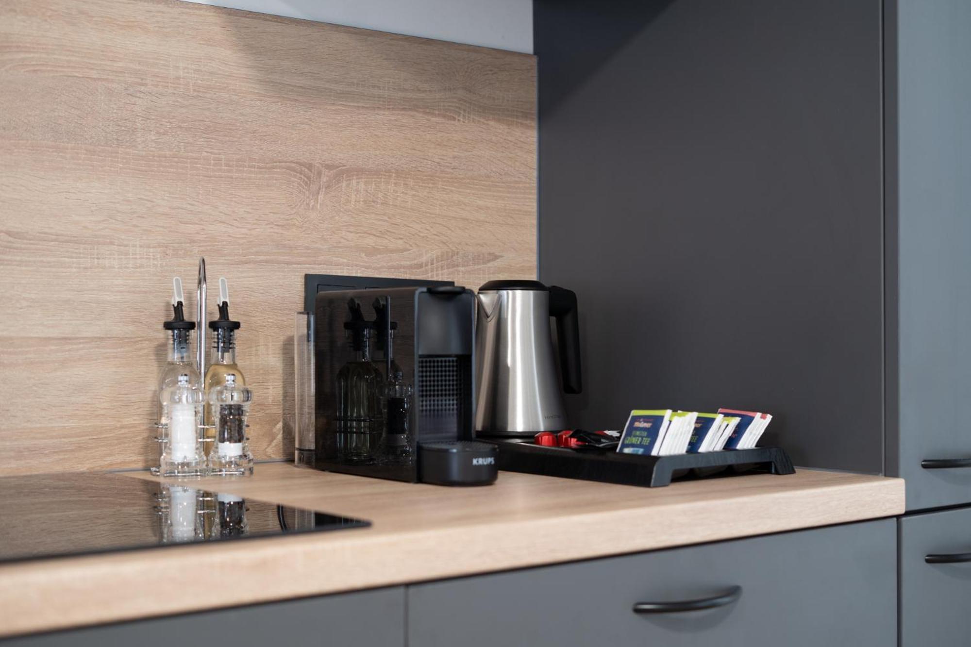 Central Bonn Apartments I Private Parking I Home2Share Bona Exterior foto